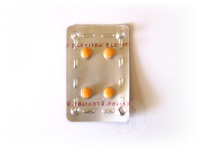 Levitra (Vardenafil_Bayer)_vorn.jpg