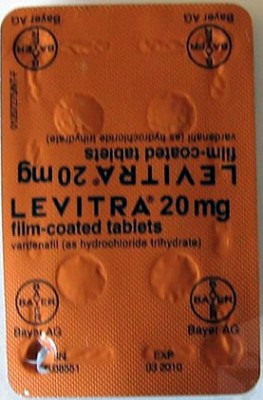 Levitra (Vardenafil_Bayer)_rück.jpg